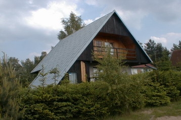 Polonia Chata Gulbity, Exterior